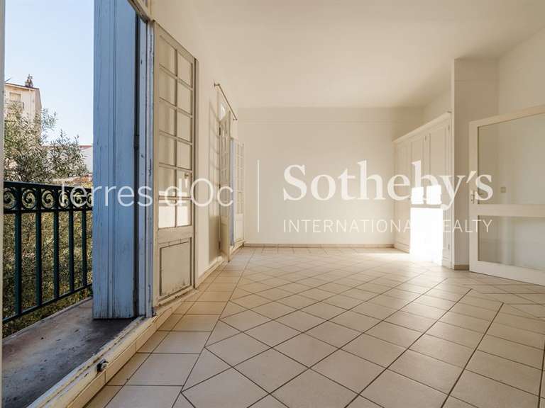 Maison Perpignan - 3 chambres - 200m²