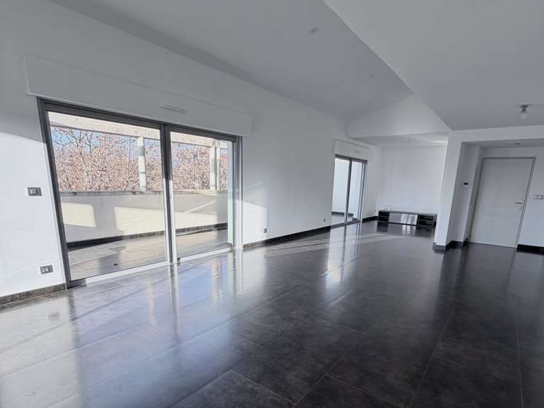 Apartment Nîmes - 224m²