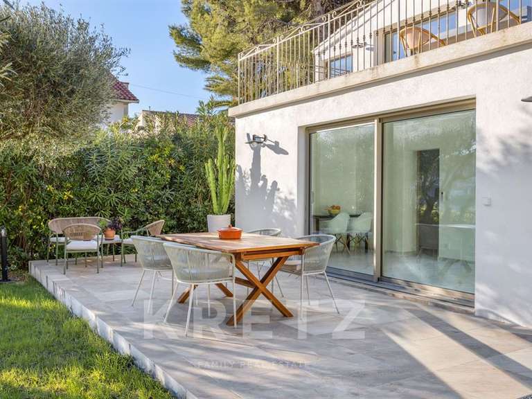 House with Sea view Sanary-sur-Mer - 4 bedrooms - 120m²