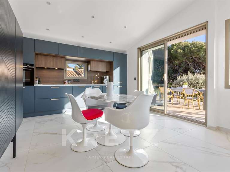House with Sea view Sanary-sur-Mer - 4 bedrooms - 120m²