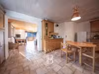 Vente maison 11 pièces