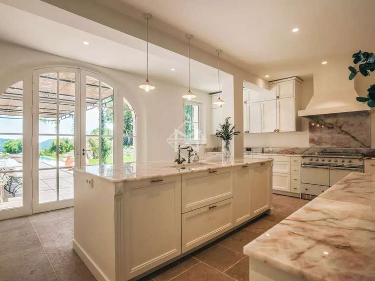 Villa La Croix-Valmer - 7 bedrooms - 550m²