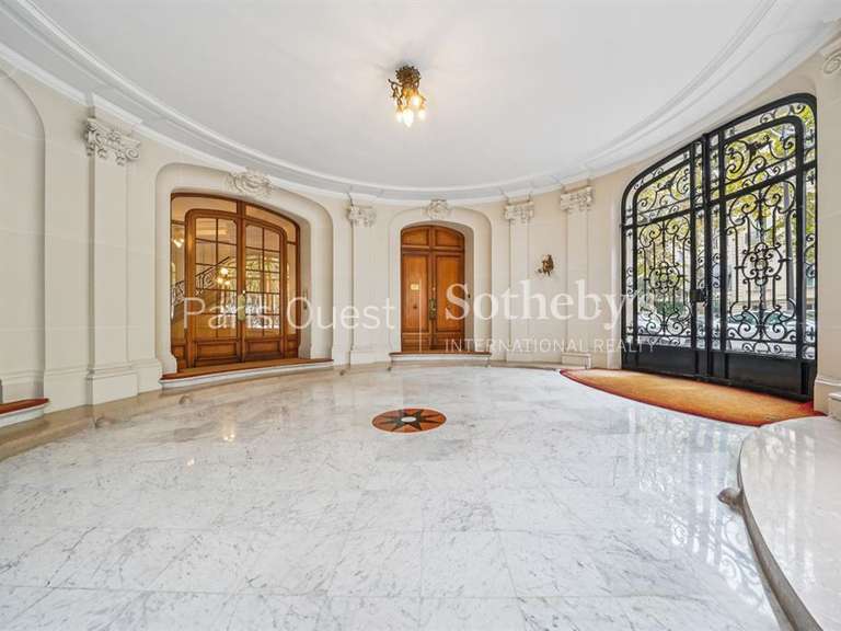 Appartement Paris 16e - 453m²