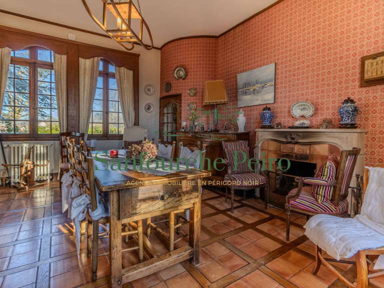 Maison Sarlat-la-Canéda - 7 chambres - 244m²