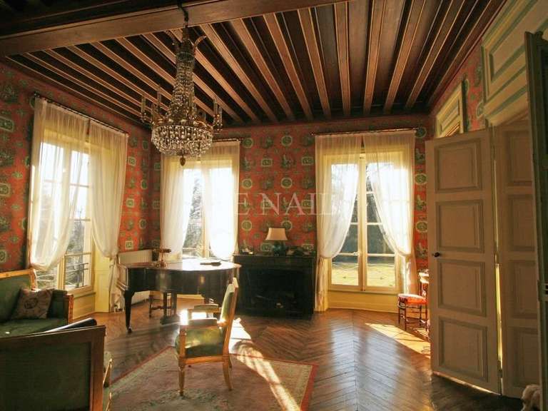 Château Poitiers - 12 chambres - 600m²
