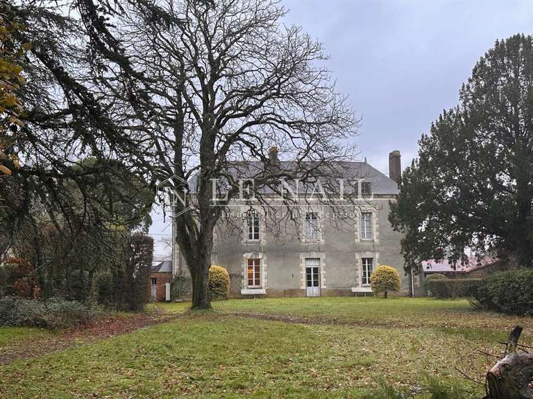 Maison La Chapelle-Heulin - 7 chambres - 277m²