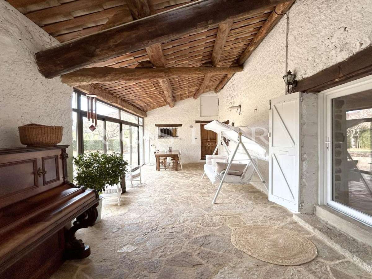 House Reilhanette