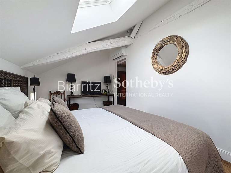 Maison Guiche - 6 chambres - 405m²