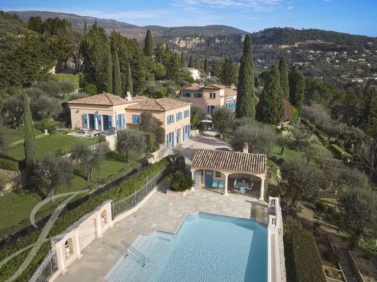 Maison Grasse - 10 chambres - 919m²