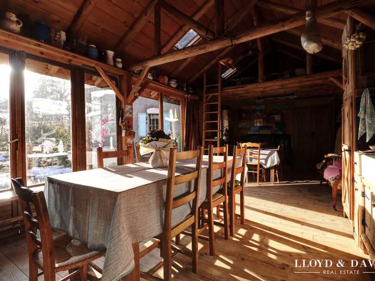 Maison Lescheraines - 5 chambres - 194m²