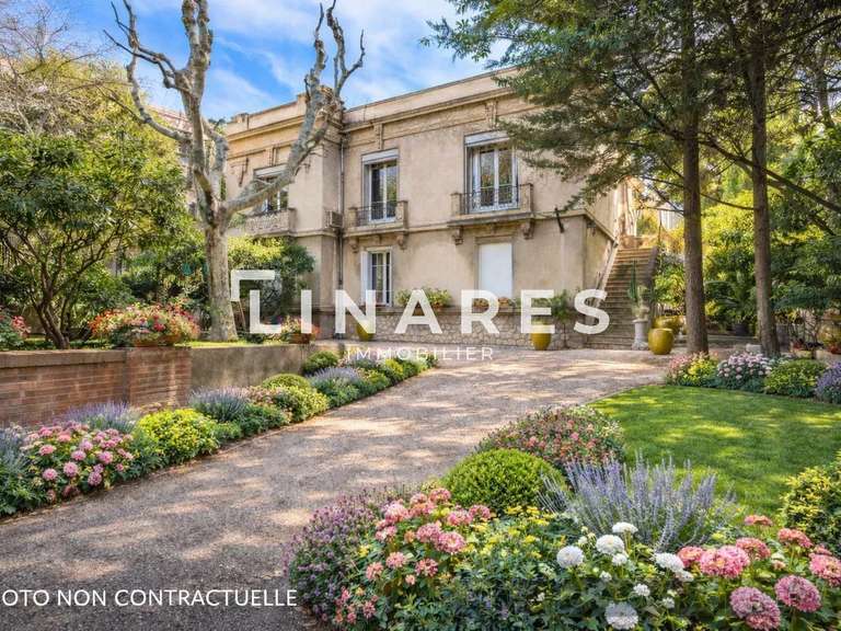 Appartement Marseille 8e - 4 chambres - 204m²