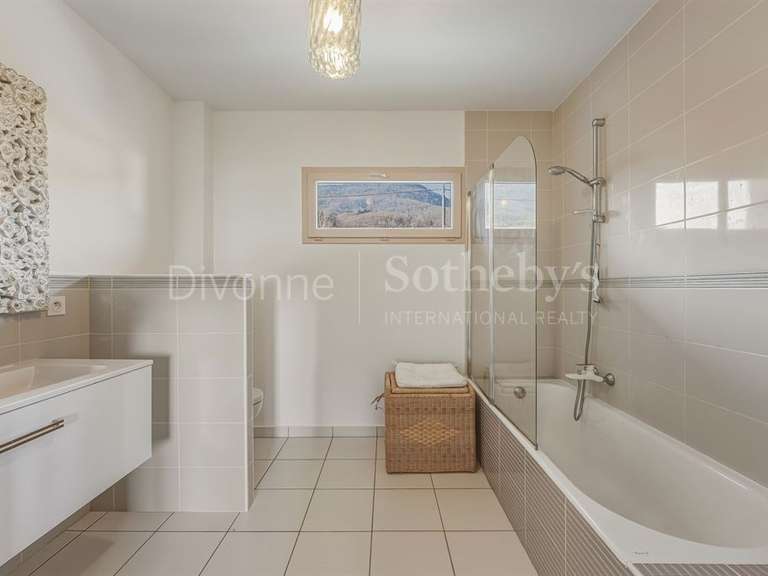 Maison Divonne-les-Bains - 4 chambres - 170m²