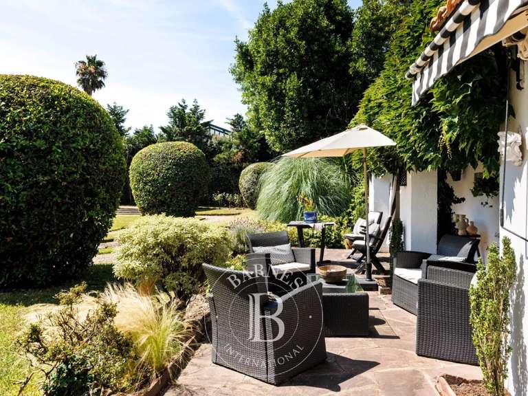 Maison Anglet - 5 chambres - 225m²
