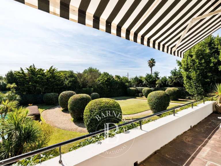 Maison Anglet - 5 chambres - 225m²