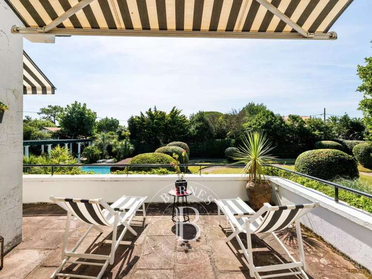 Maison Anglet - 5 chambres - 225m²