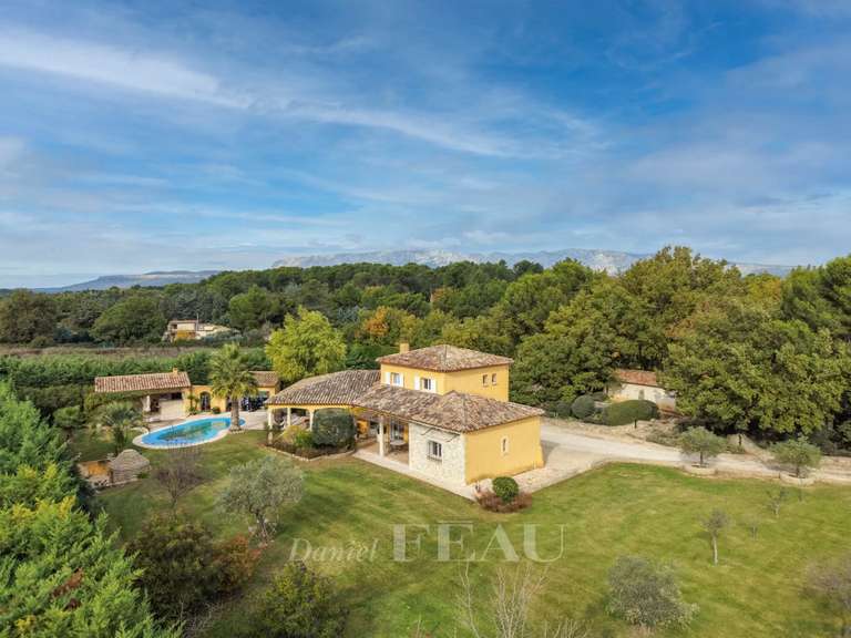 Maison Trets - 5 chambres - 180m²