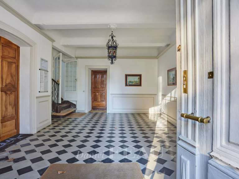 Apartment Aix-en-Provence - 2 bedrooms - 158m²