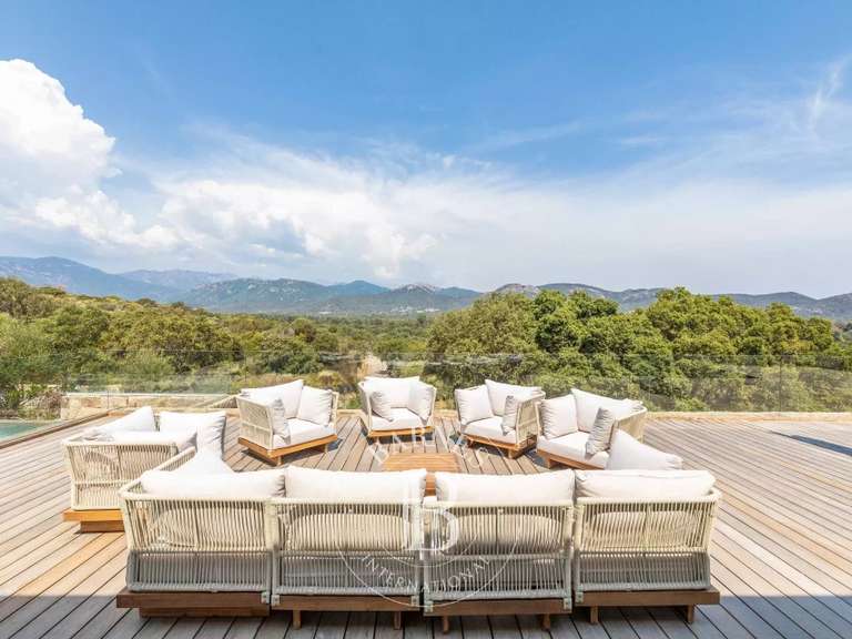 Villa Porto-Vecchio - 6 bedrooms - 320m²