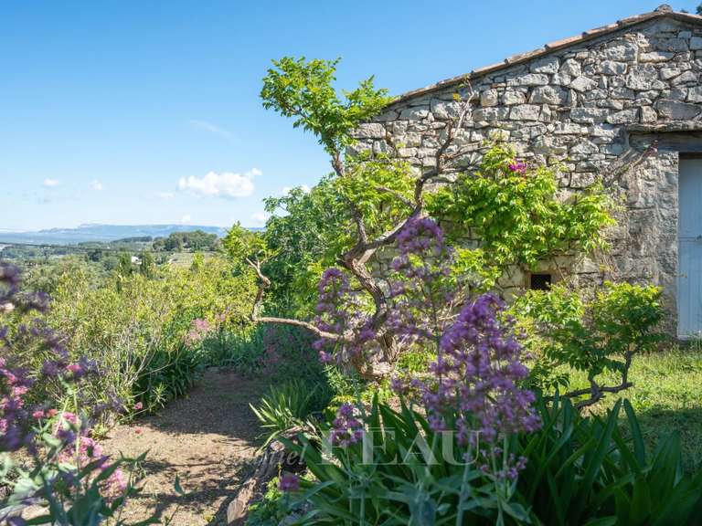Maison Le Beausset - 7 chambres - 197m²