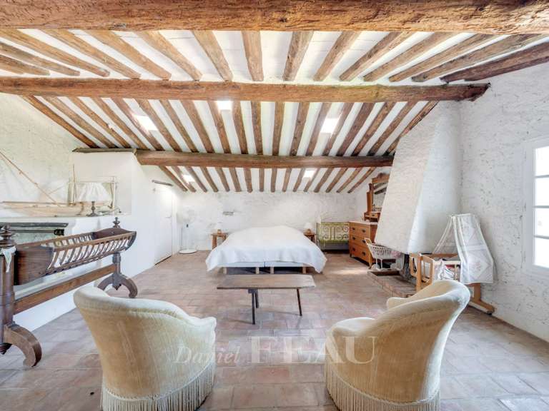 Maison Le Beausset - 7 chambres - 197m²