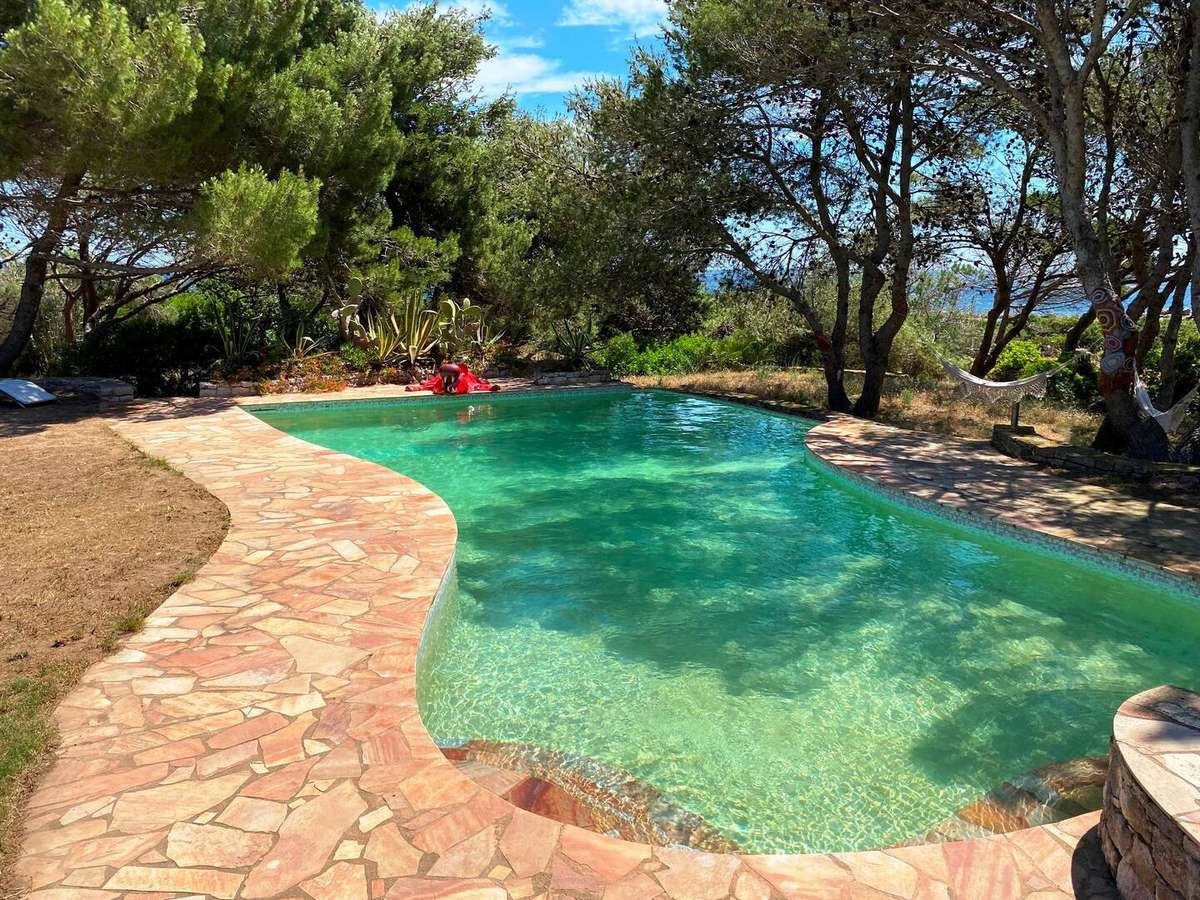 Villa Bonifacio