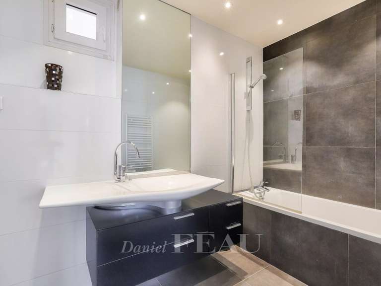 Appartement Paris 4e - 1 chambre - 54m²