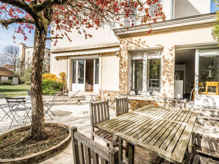 House Chatou - 6 bedrooms - 306m²
