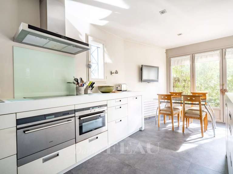House Chatou - 6 bedrooms - 306m²