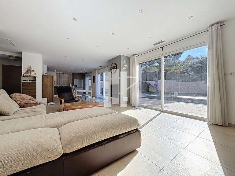 Maison Fréjus - 3 chambres - 117m²