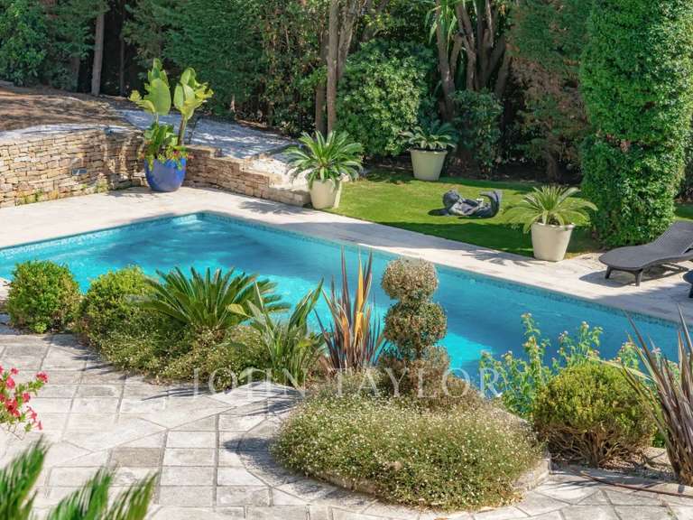 Maison Cannes - 5 chambres - 413m²