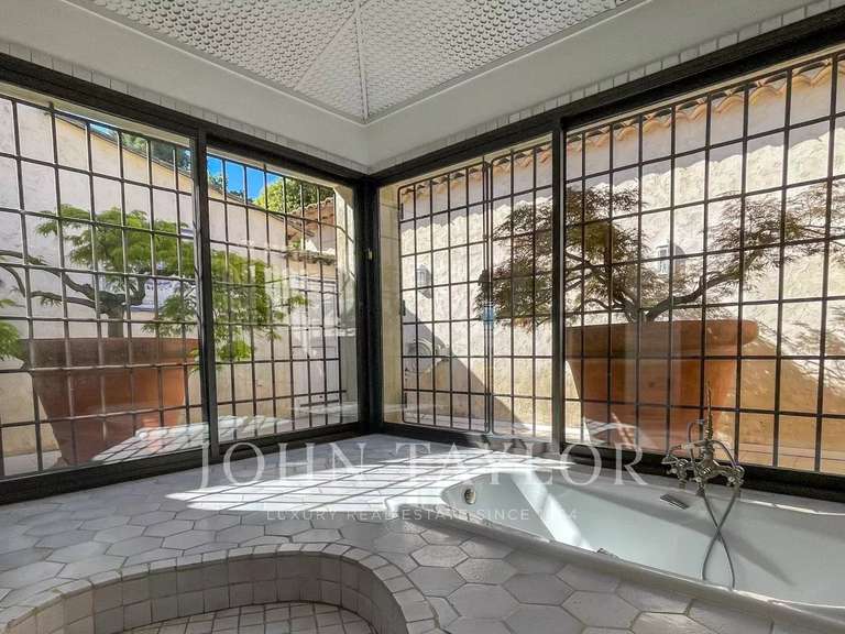 Maison La Colle-sur-Loup - 5 chambres - 437m²