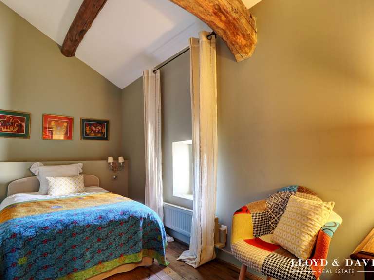 Maison Saint-Ambroix - 5 chambres - 204m²