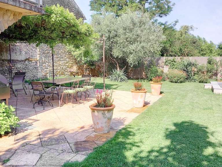 Maison Saint-Ambroix - 5 chambres - 204m²
