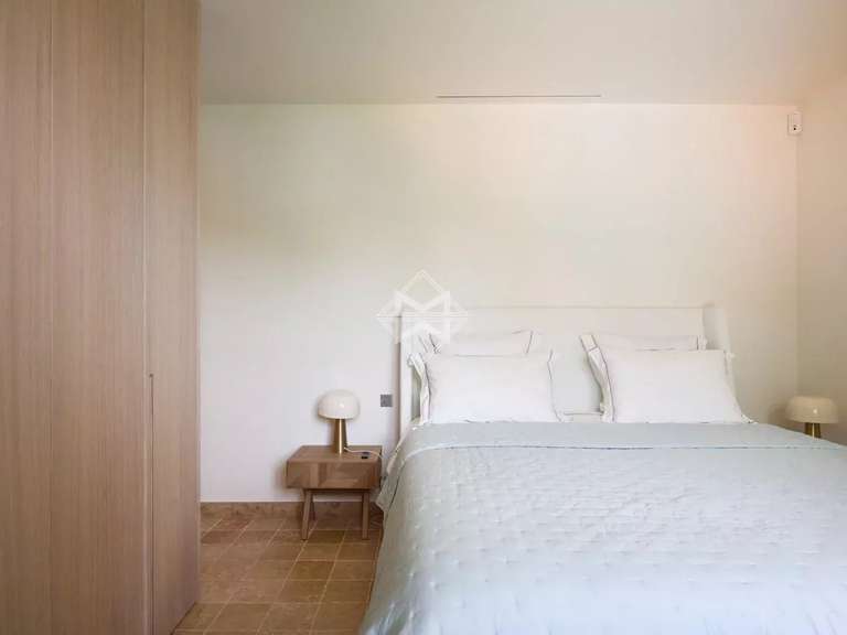 Villa Saint-Tropez - 5 bedrooms - 284m²