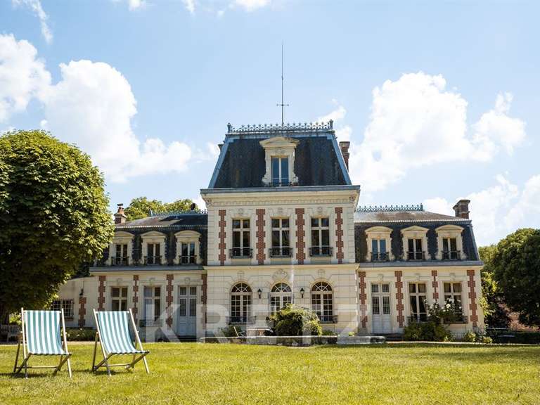 Château Montrichard - 14 chambres - 547m²