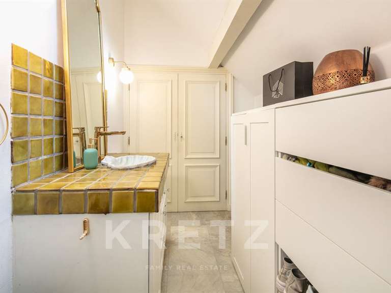 Maison La Côte-Saint-André - 6 chambres - 250m²