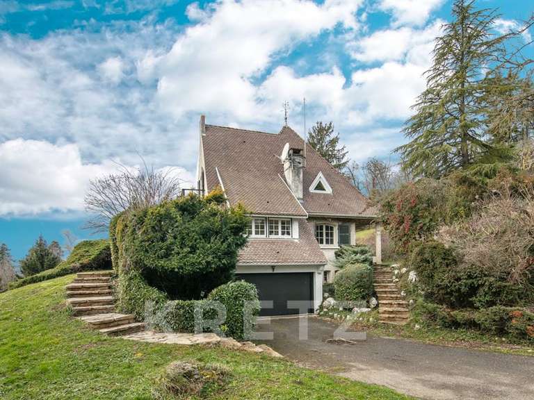 Maison La Côte-Saint-André - 6 chambres - 250m²