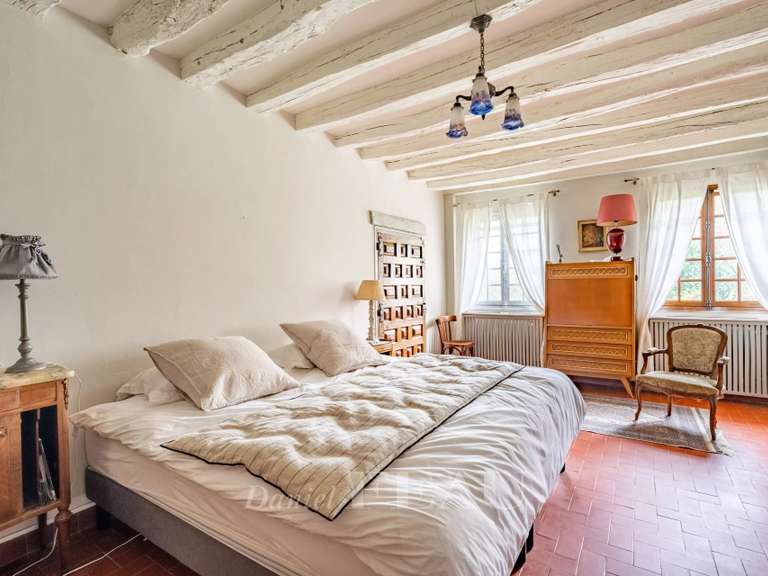 Maison Montfort-l'Amaury - 6 chambres - 330m²