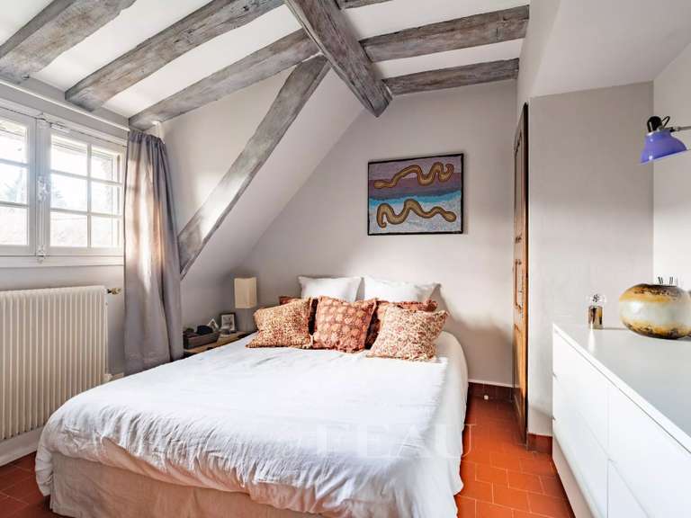 Maison Montfort-l'Amaury - 6 chambres - 330m²