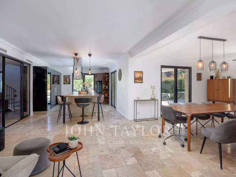 Maison Saint-Paul-de-Vence - 5 chambres - 263m²