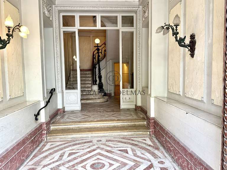 Appartement Bordeaux - 3 chambres - 184m²