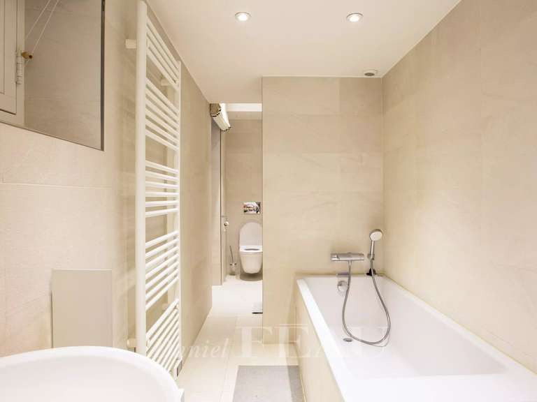 Appartement Paris 6e - 3 chambres - 109m²