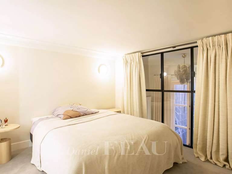 Appartement Paris 6e - 3 chambres - 109m²