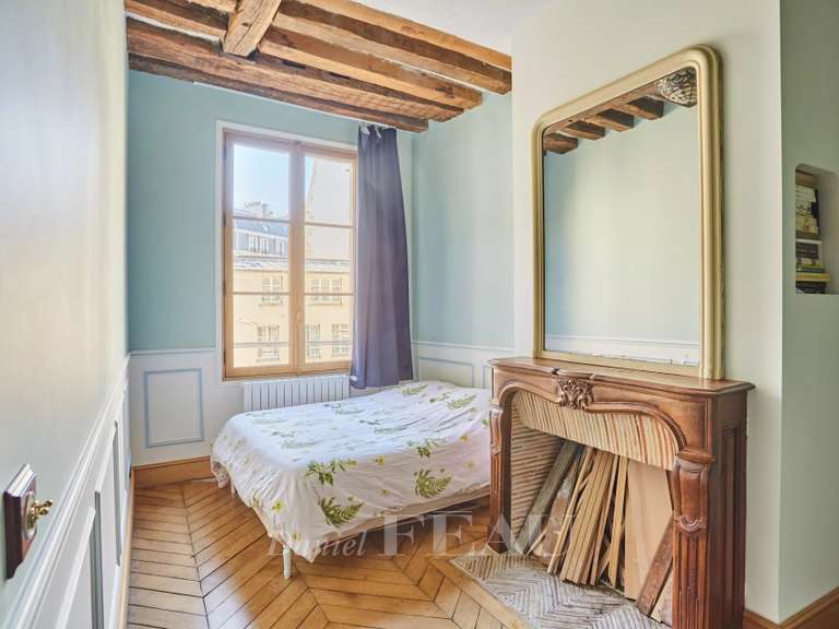 Appartement Paris 1er - 4 chambres - 94m²
