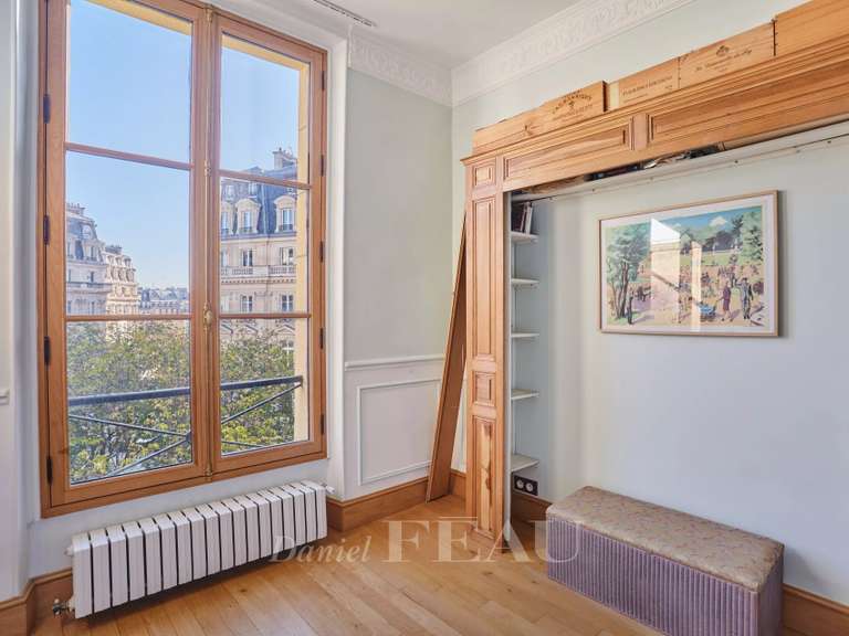 Appartement Paris 1er - 4 chambres - 94m²