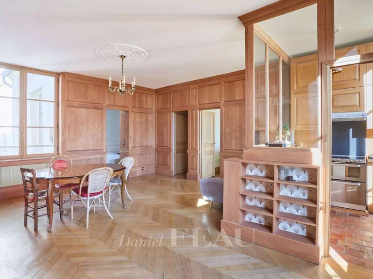 Appartement Paris 1er - 4 chambres - 94m²