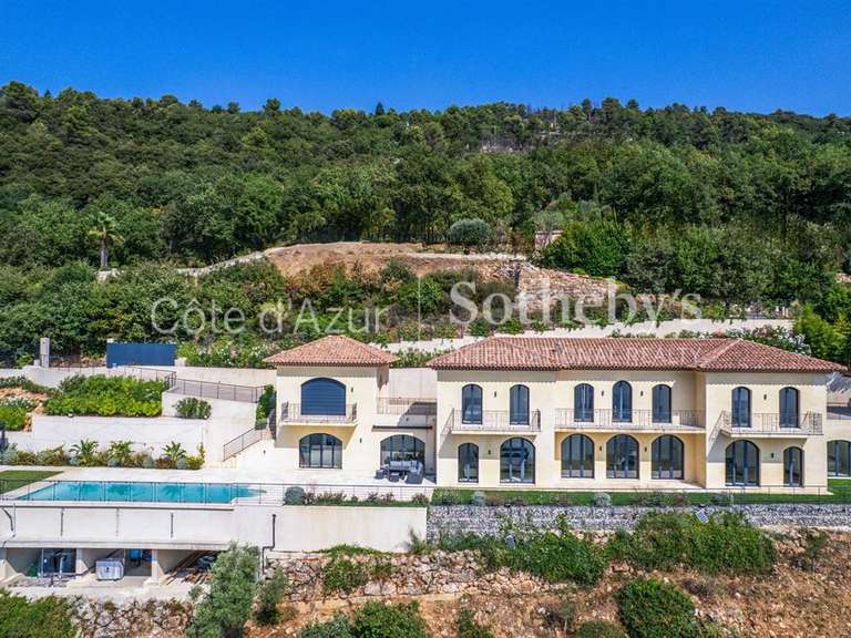 Maison Spéracèdes - 5 chambres - 392m²