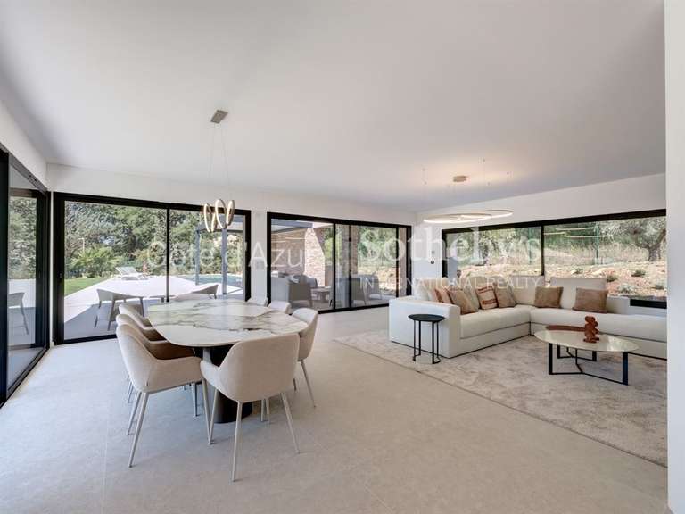 House Tourrettes - 4 bedrooms - 240m²
