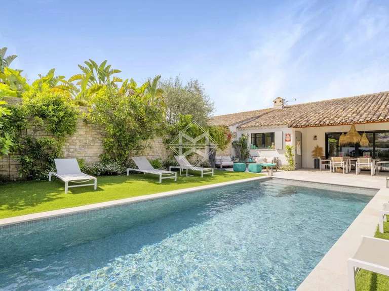 Villa Saint-Tropez - 4 bedrooms - 150m²