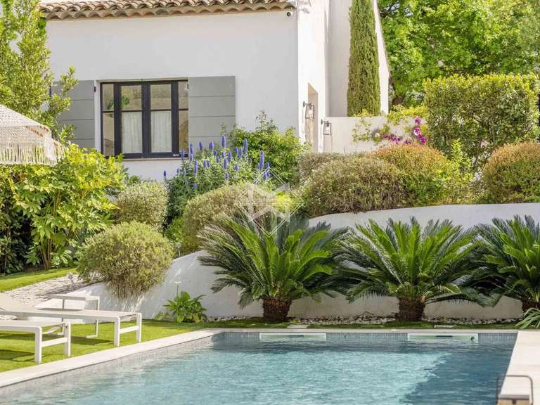 Villa Saint-Tropez - 4 bedrooms - 150m²